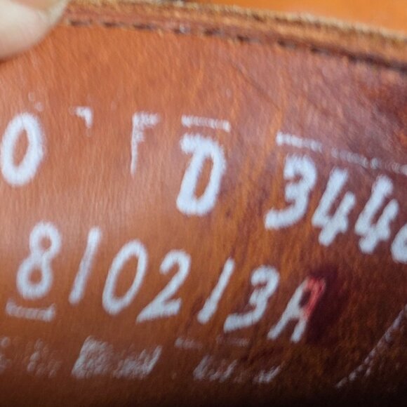 Allen Edmonds MacKenzie 10-D Tan Wholecut Mens Dress Shoes - Picture 13 of 13